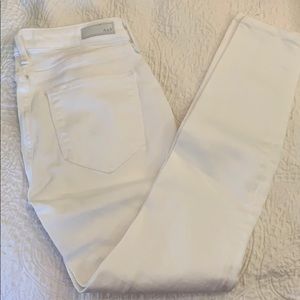 Abercrombie White Skinny Jeans
